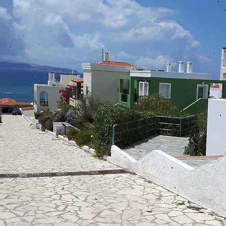 True Dionysos Apartment *